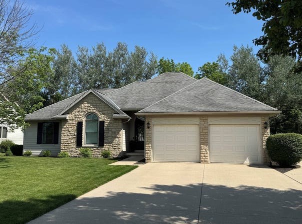 718 Oakwood Drive, Minster, OH 45865