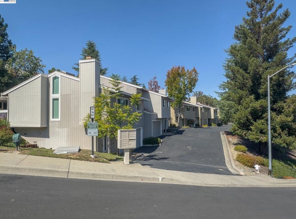 89 Southwind Dr, Pleasant Hill, CA 94523