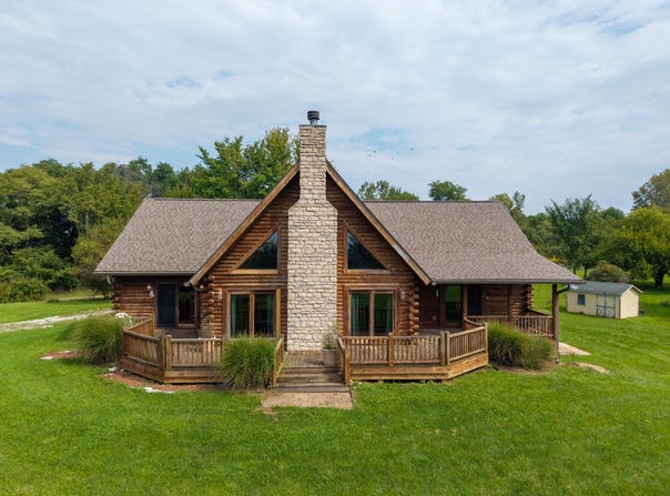 33 Township Road 16, Centerburg, OH 43011