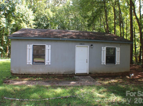 6782 Glover Lane, Stanley, NC 28164