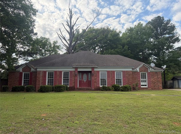 420 Ivanhoe Drive, Selma, AL 36701
