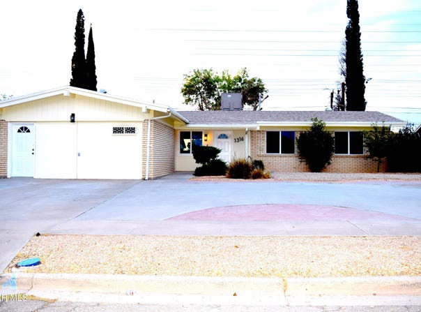 1316 BACKUS Street, El Paso, TX 79925
