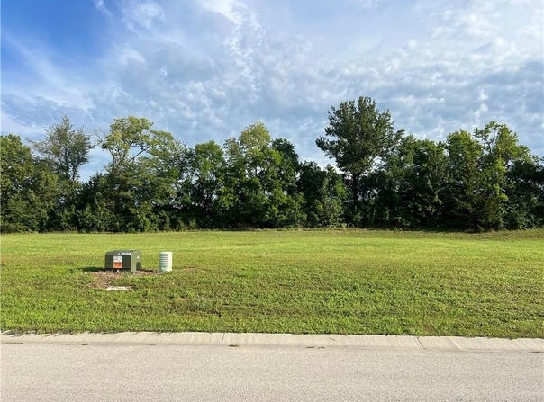 202 Melinda Drive, Kearney, MO 64060