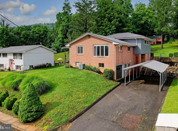 304 BAUGHMAN Street, WESTERNPORT, MD 21562
