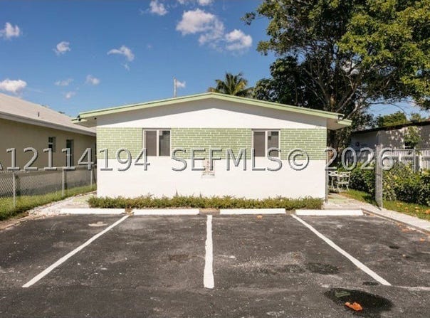 Hallandale Beach, FL 33009