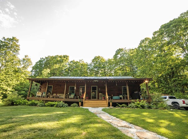 365 Maple Ridge Road, Danby, VT 05739