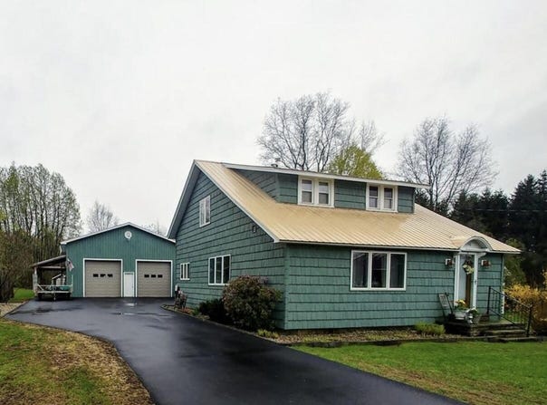 1196 New York 122, Constable, NY 12926