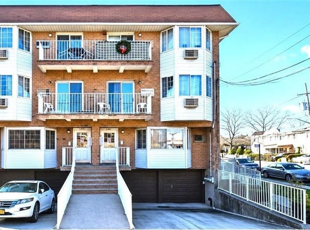 1202 E 82nd Street, Brooklyn, NY 11236