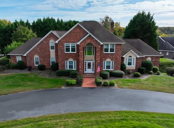 111 WALDEN CT, Danville, VA 24541