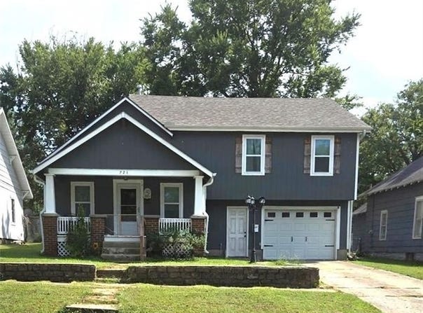 721 Parker Avenue, Osawatomie, KS 66064