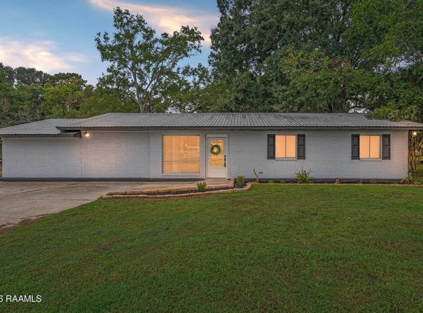 201 Brothers Road, Scott, LA 70583