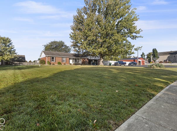 2030 Whitetail Court, Avon, IN 46123