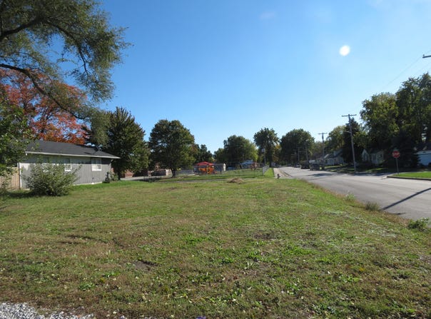 473 Jackson St, Marshall, MO 65340