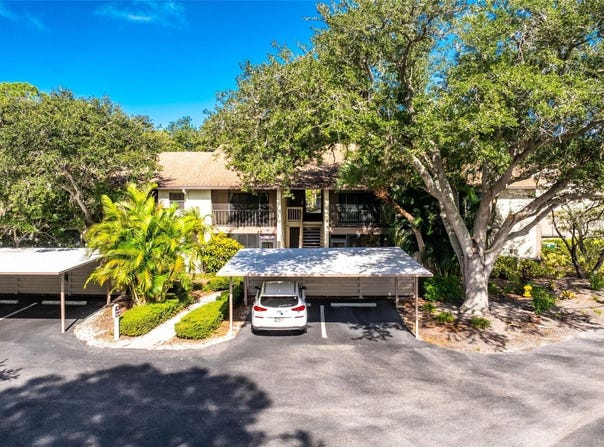 642 BIRD BAY DR E, VENICE, FL 34285