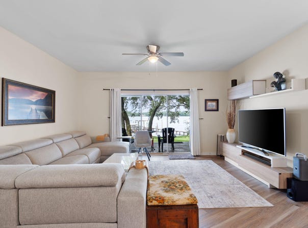 7208 Majestic Boulevard, Navarre, FL 32566