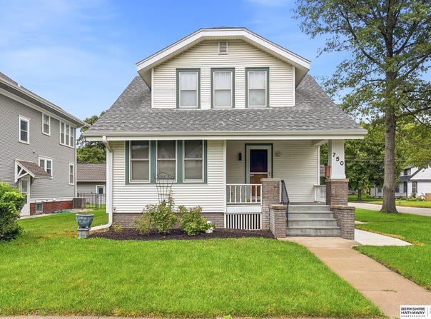 750 E 4th, Fremont, NE 68025