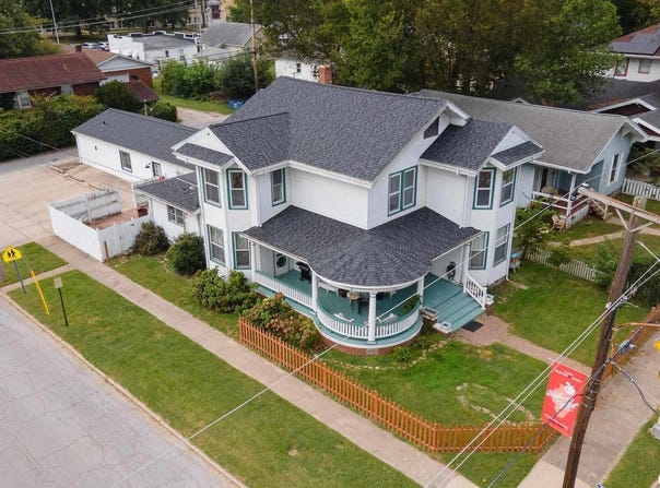 2101 WALNUT Street, Murphysboro, IL 62966