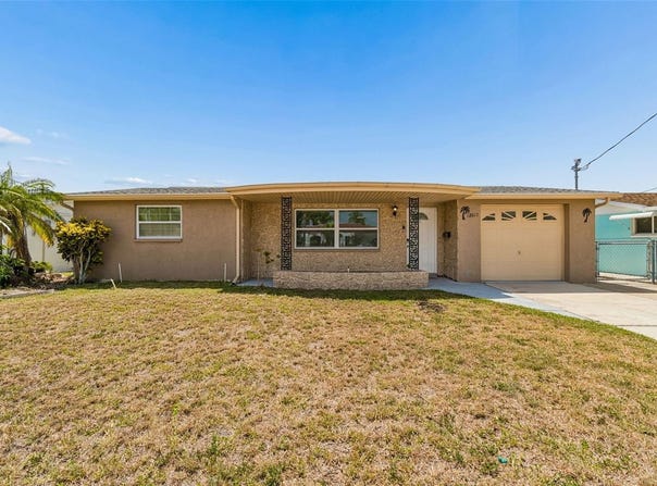 12617 4TH Isle, HUDSON, FL 34667