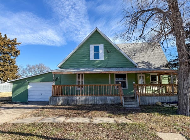134 S Oak, Osborne, KS 67473