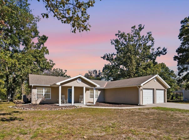33981 County Road 96, Cross Timbers, MO 65634