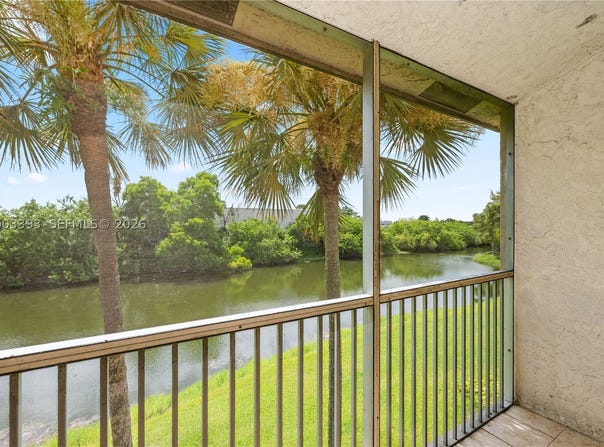 5560 Lakeside Dr, Margate, FL 33063