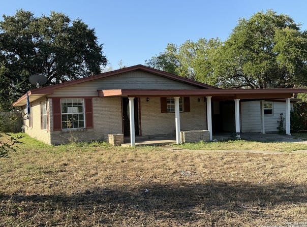 218 Graham, Kenedy, TX 78119