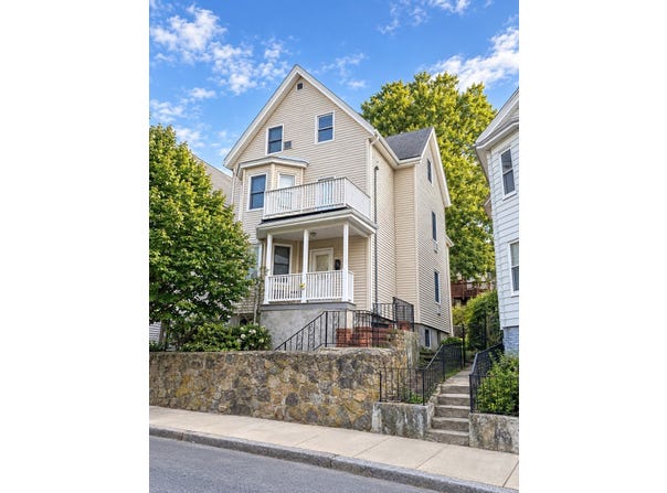 96 Hudson St., Somerville, MA 02144