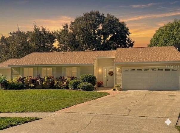 373 FOXCROFT Drive E, PALM HARBOR, FL 34683
