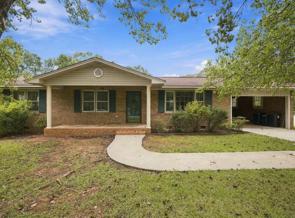 404 Forest Hills Drive, Williamston, SC 29697