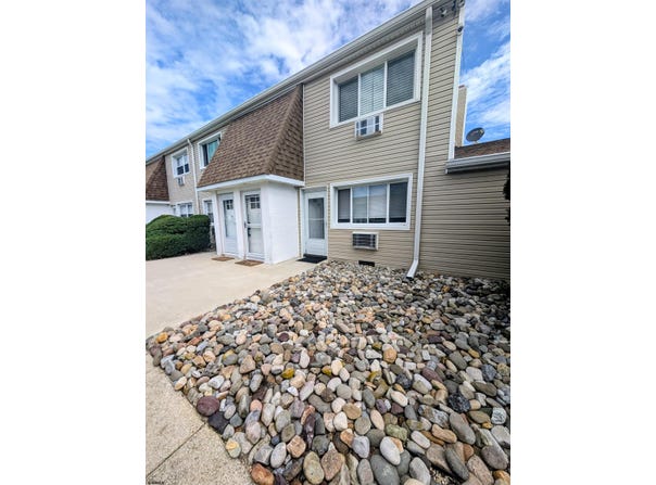 4901 Harbor Beach Blvd, Brigantine, NJ 08203