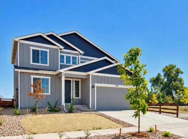 1039 Crown Sparrow St, Johnstown, CO 80534