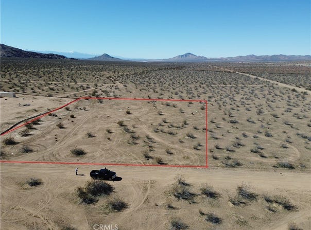 Atchison Rd, Apple Valley, CA 92307
