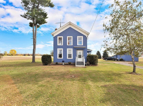 55637 Bennett Road, Leonidas, MI 49066