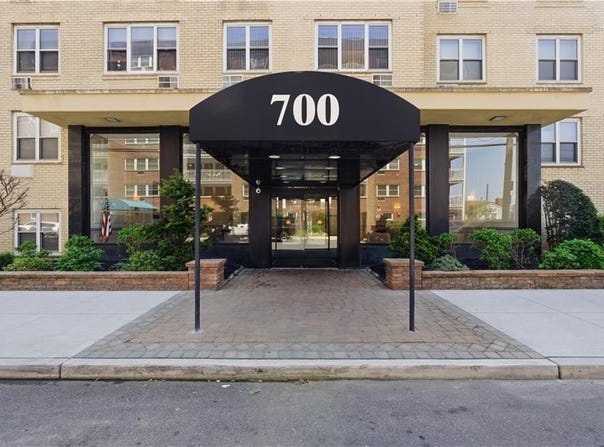 700 Shore Road, Long Beach, NY 11561