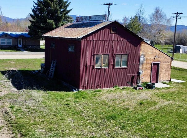 101 2nd St E, Fairfield, ID 83327