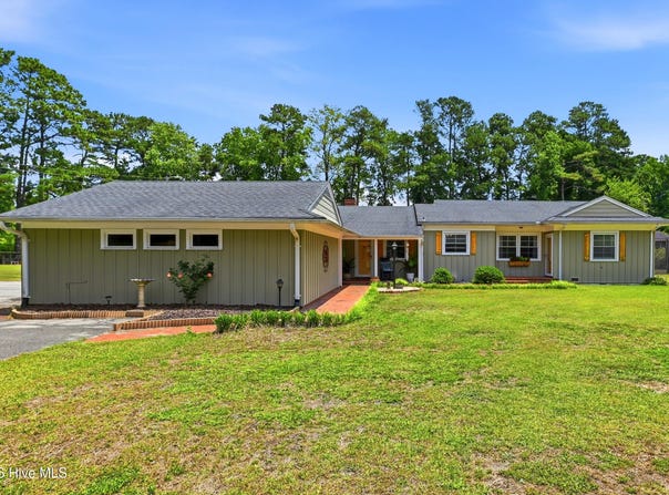 5237 Bell Williams Road, Currie, NC 28435