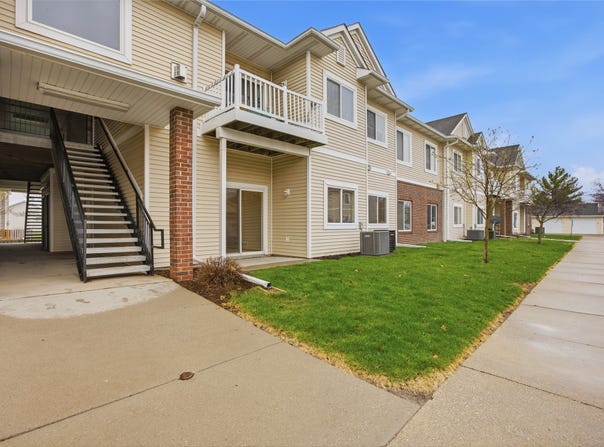 1740 SE L.a. Grant Parkway, Waukee, IA 50263