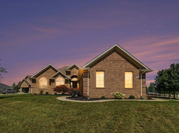 5172 Applewood Lane, Monroe, MI 48161