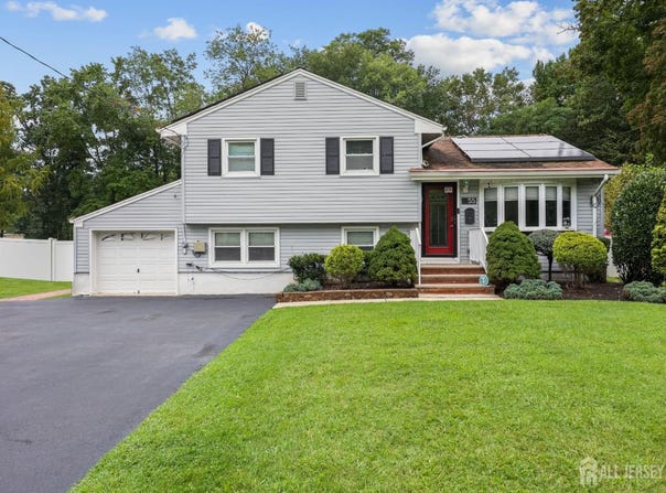 55 Brunswick Avenue, Spotswood, NJ 08884