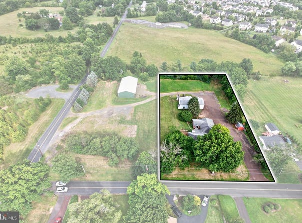 2114 STORE Road, SKIPPACK, PA 19474