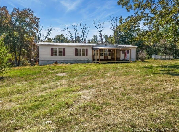 938 Coffey Hollow Road, Macks Creek, MO 65786