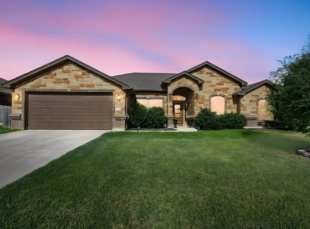 400 Juniper Drive, Troy, TX 76579