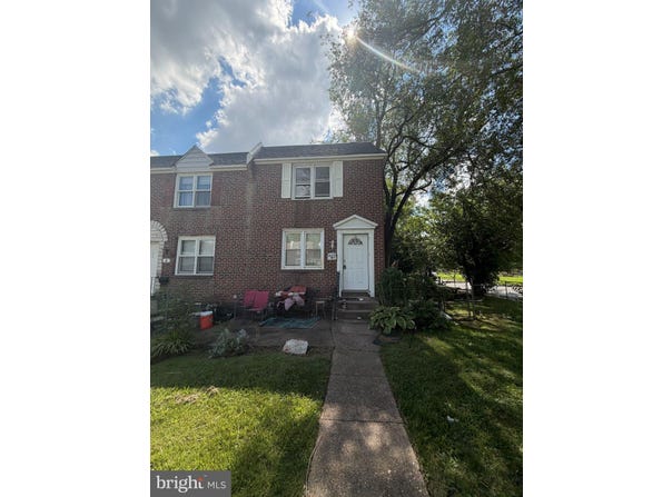 2 ASHBOURNE Road, DARBY, PA 19023