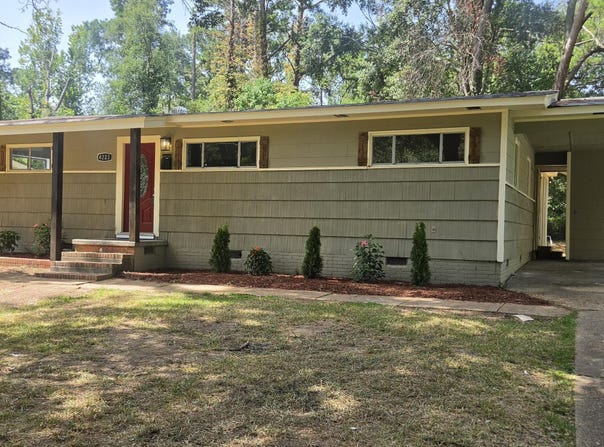 4223 Oakhill Drive, Jackson, MS 39206