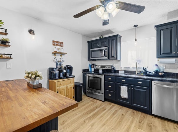 5455 N Main St, Fall River, MA 02720