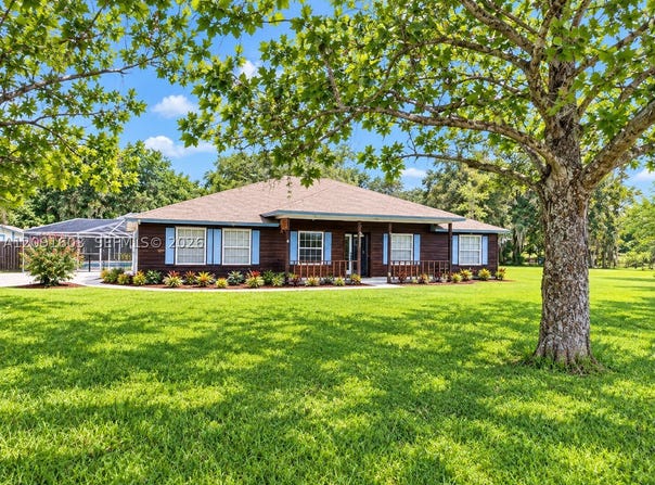 525 Hickory Drive, FL 32003