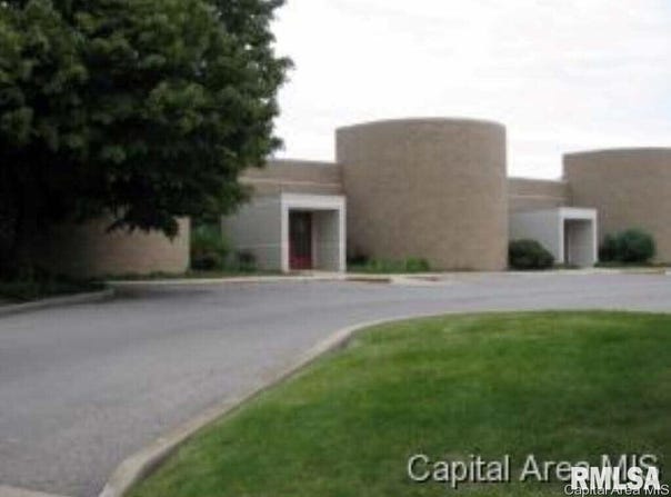 2524 FARRAGUT Drive, Springfield, IL 62704