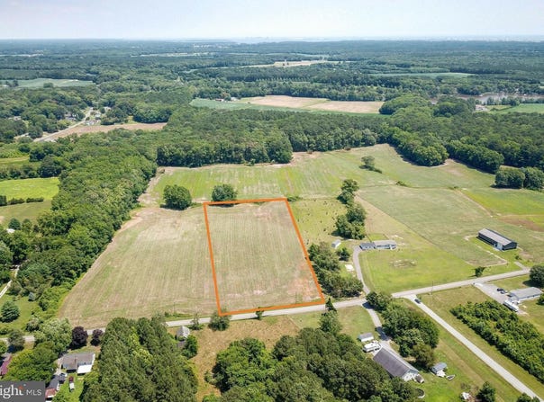 DINGES Road, BERLIN, MD 21811