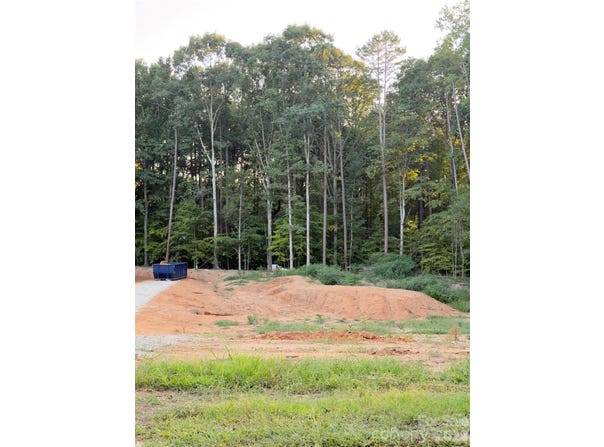 Bonanza Drive, Salisbury, NC 28144