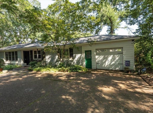 4910 COLE Rd, Memphis, TN 38117
